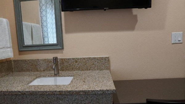 Holly Crest Hotel - Los Angeles, LAX Airport image 23